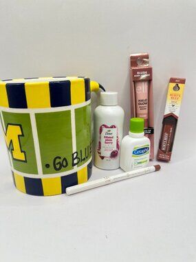 Michigan Large Ceramic 'Go Blue' Mug Burts Bees Dove Cetaphil Belle Beauty Lip